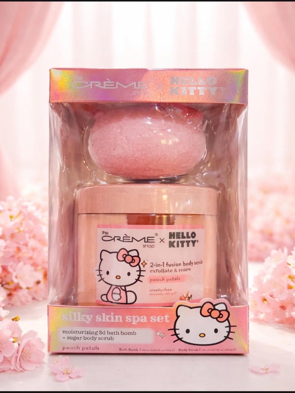 CRÈME Hello Kitty silky Skin spa set bath bomb & sugarBody  Scrub - Picture 2 of 5